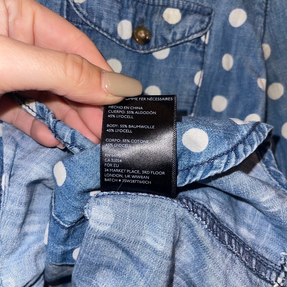 URBAN Outfitters BDG Women Button Up Top XS Blue Polka Dot Denim Long Sleeve - Picture 6 of 9